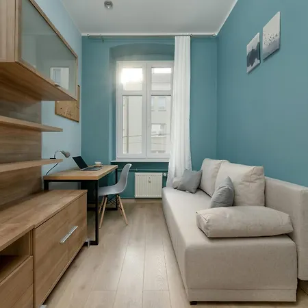 Spacious 3-bedroom Plac Grunwaldzki By Renters * Breslau
