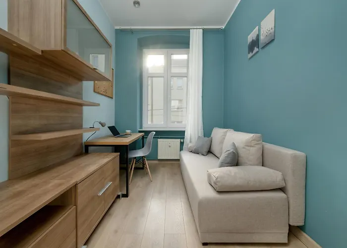 Spacious 3-bedroom Plac Grunwaldzki By Renters * Wrocław